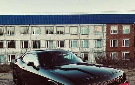 Dodge Challenger III рестайлинг 2, 2010 год, 2 300 000 рублей, 4 фотография