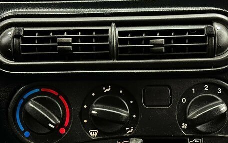 Chevrolet Niva I рестайлинг, 2011 год, 459 999 рублей, 13 фотография