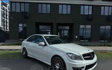 Mercedes-Benz C-Класс, 2011 год, 2 100 000 рублей, 1 фотография