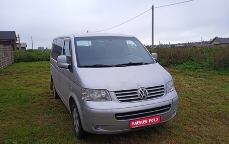 Volkswagen Caravelle T5, 2007 год, 1 600 000 рублей, 1 фотография