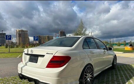 Mercedes-Benz C-Класс, 2011 год, 2 100 000 рублей, 2 фотография
