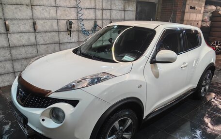 Nissan Juke II, 2011 год, 1 000 000 рублей, 2 фотография