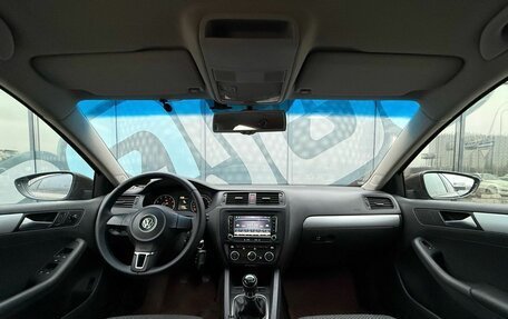 Volkswagen Jetta VI, 2012 год, 1 075 000 рублей, 2 фотография