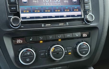 Volkswagen Jetta VI, 2012 год, 1 075 000 рублей, 18 фотография