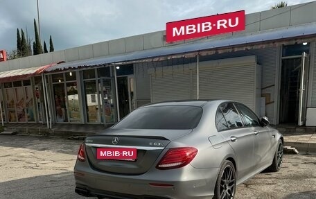 Mercedes-Benz E-Класс AMG, 2019 год, 7 500 000 рублей, 17 фотография