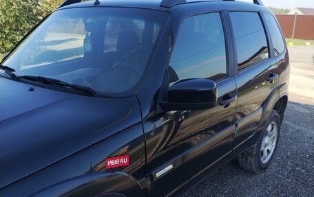 Chevrolet Niva I рестайлинг, 2013 год, 590 000 рублей, 3 фотография