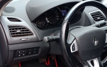 Renault Fluence I, 2010 год, 740 000 рублей, 2 фотография