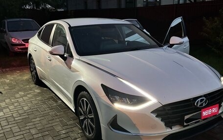 Hyundai Sonata VIII, 2020 год, 2 050 000 рублей, 2 фотография