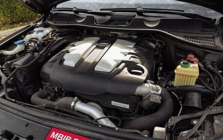 Volkswagen Touareg III, 2011 год, 1 750 000 рублей, 7 фотография