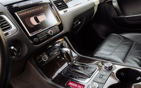 Volkswagen Touareg III, 2011 год, 1 750 000 рублей, 6 фотография