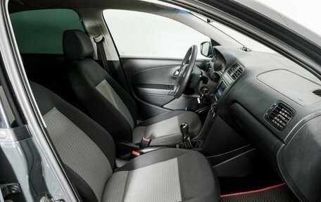 Volkswagen Polo VI (EU Market), 2013 год, 720 000 рублей, 7 фотография