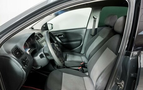 Volkswagen Polo VI (EU Market), 2013 год, 720 000 рублей, 5 фотография