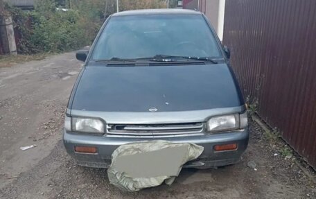 Nissan Prairie III, 1992 год, 70 000 рублей, 1 фотография