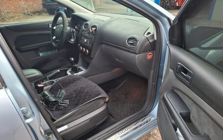 Ford Focus II рестайлинг, 2006 год, 475 000 рублей, 23 фотография