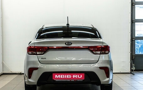 KIA Rio IV, 2018 год, 1 549 000 рублей, 4 фотография