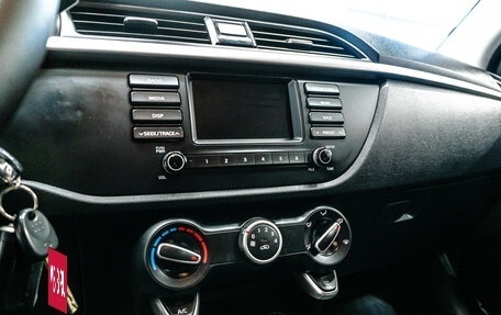 KIA Rio IV, 2018 год, 1 549 000 рублей, 14 фотография