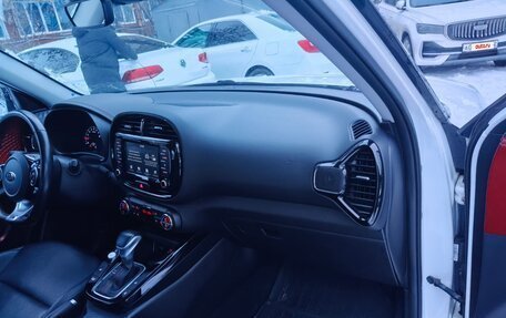 KIA Soul III, 2020 год, 2 390 000 рублей, 5 фотография