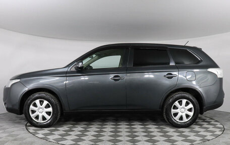 Mitsubishi Outlander III рестайлинг 3, 2014 год, 1 397 000 рублей, 8 фотография