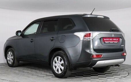 Mitsubishi Outlander III рестайлинг 3, 2014 год, 1 397 000 рублей, 7 фотография