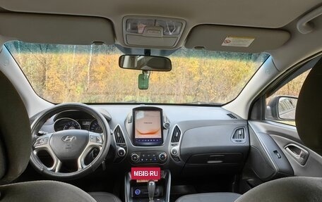 Hyundai ix35 I рестайлинг, 2011 год, 800 000 рублей, 5 фотография