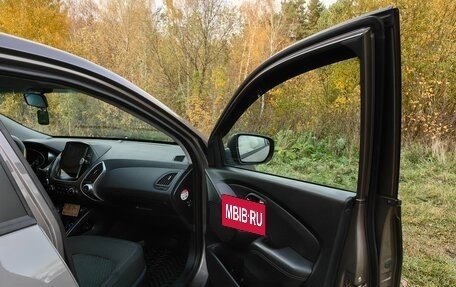 Hyundai ix35 I рестайлинг, 2011 год, 800 000 рублей, 9 фотография