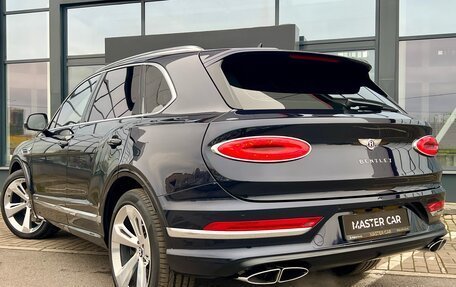 Bentley Bentayga I, 2023 год, 29 000 000 рублей, 6 фотография