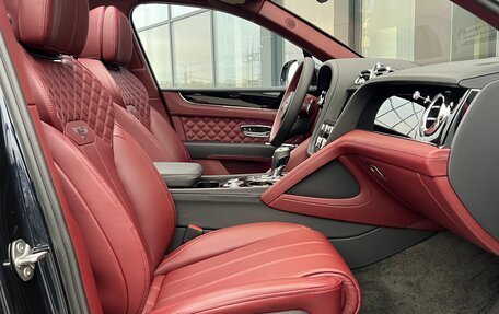 Bentley Bentayga I, 2023 год, 29 000 000 рублей, 13 фотография