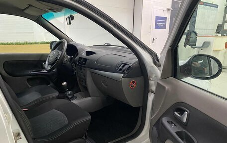 Renault Symbol, 2009 год, 280 000 рублей, 13 фотография