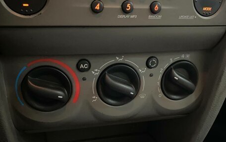 Renault Symbol, 2009 год, 280 000 рублей, 17 фотография