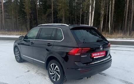 Volkswagen Tiguan II, 2019 год, 2 650 000 рублей, 4 фотография