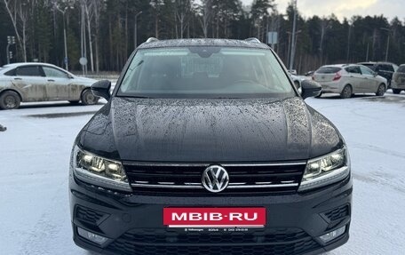Volkswagen Tiguan II, 2019 год, 2 650 000 рублей, 3 фотография