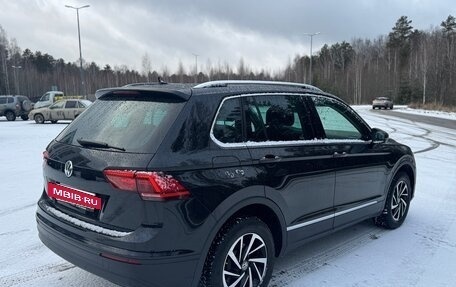Volkswagen Tiguan II, 2019 год, 2 650 000 рублей, 5 фотография