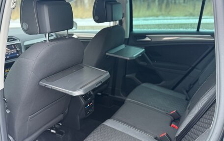 Volkswagen Tiguan II, 2019 год, 2 650 000 рублей, 21 фотография