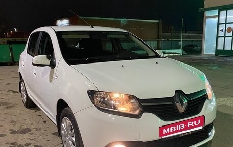 Renault Sandero II рестайлинг, 2017 год, 819 000 рублей, 14 фотография