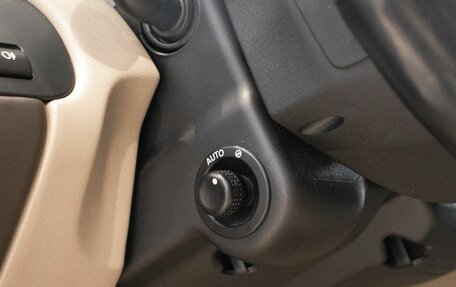 Land Rover Range Rover Sport I рестайлинг, 2013 год, 1 930 000 рублей, 8 фотография