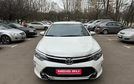 Toyota Camry, 2016 год, 1 600 000 рублей, 3 фотография