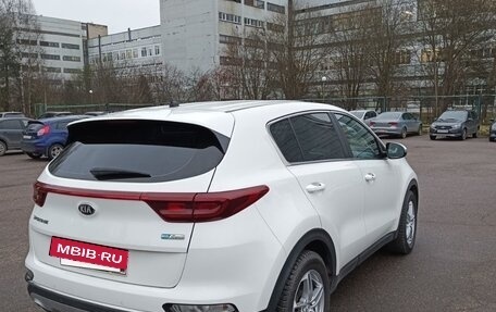 KIA Sportage IV рестайлинг, 2020 год, 2 350 000 рублей, 6 фотография