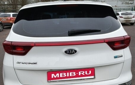 KIA Sportage IV рестайлинг, 2020 год, 2 350 000 рублей, 4 фотография