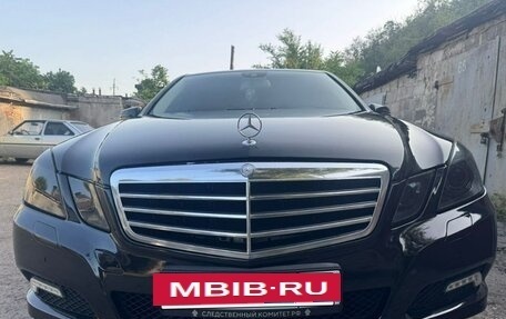 Mercedes-Benz E-Класс, 2011 год, 1 400 000 рублей, 2 фотография