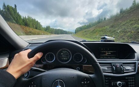 Mercedes-Benz E-Класс, 2011 год, 1 400 000 рублей, 15 фотография