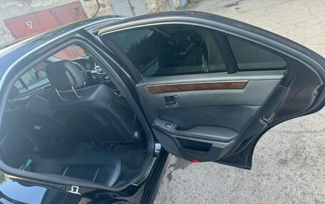 Mercedes-Benz E-Класс, 2011 год, 1 400 000 рублей, 11 фотография