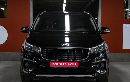 KIA Carnival III, 2018 год, 2 849 000 рублей, 2 фотография