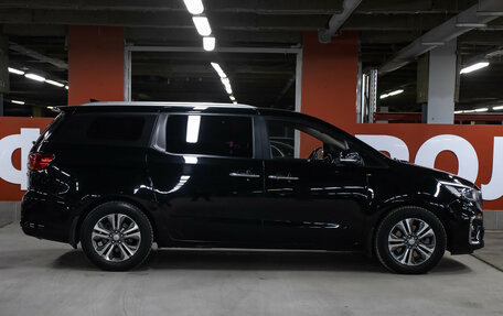 KIA Carnival III, 2018 год, 2 849 000 рублей, 4 фотография