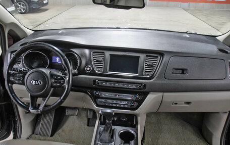 KIA Carnival III, 2018 год, 2 849 000 рублей, 14 фотография