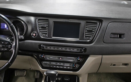 KIA Carnival III, 2018 год, 2 849 000 рублей, 15 фотография