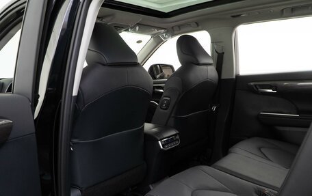 Toyota Highlander, 2025 год, 6 247 404 рублей, 15 фотография