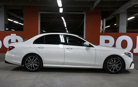 Mercedes-Benz E-Класс, 2018 год, 2 749 000 рублей, 4 фотография