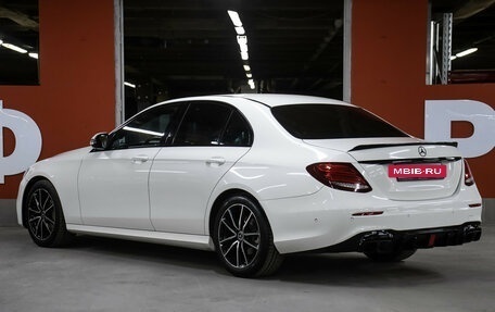 Mercedes-Benz E-Класс, 2018 год, 2 749 000 рублей, 7 фотография