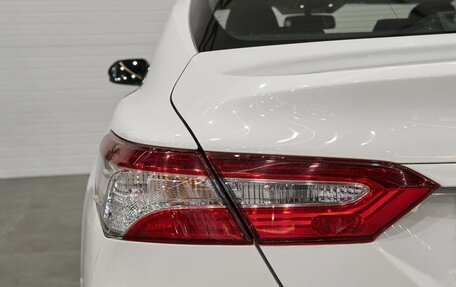 Toyota Camry, 2019 год, 2 200 000 рублей, 8 фотография