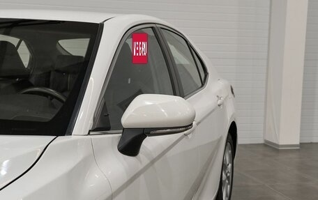 Toyota Camry, 2019 год, 2 200 000 рублей, 10 фотография